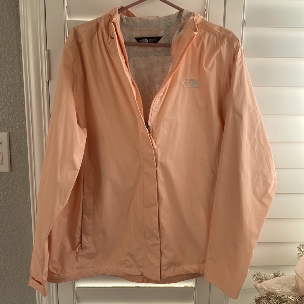 🍑EUC The North Face womens windbreaker jacket.